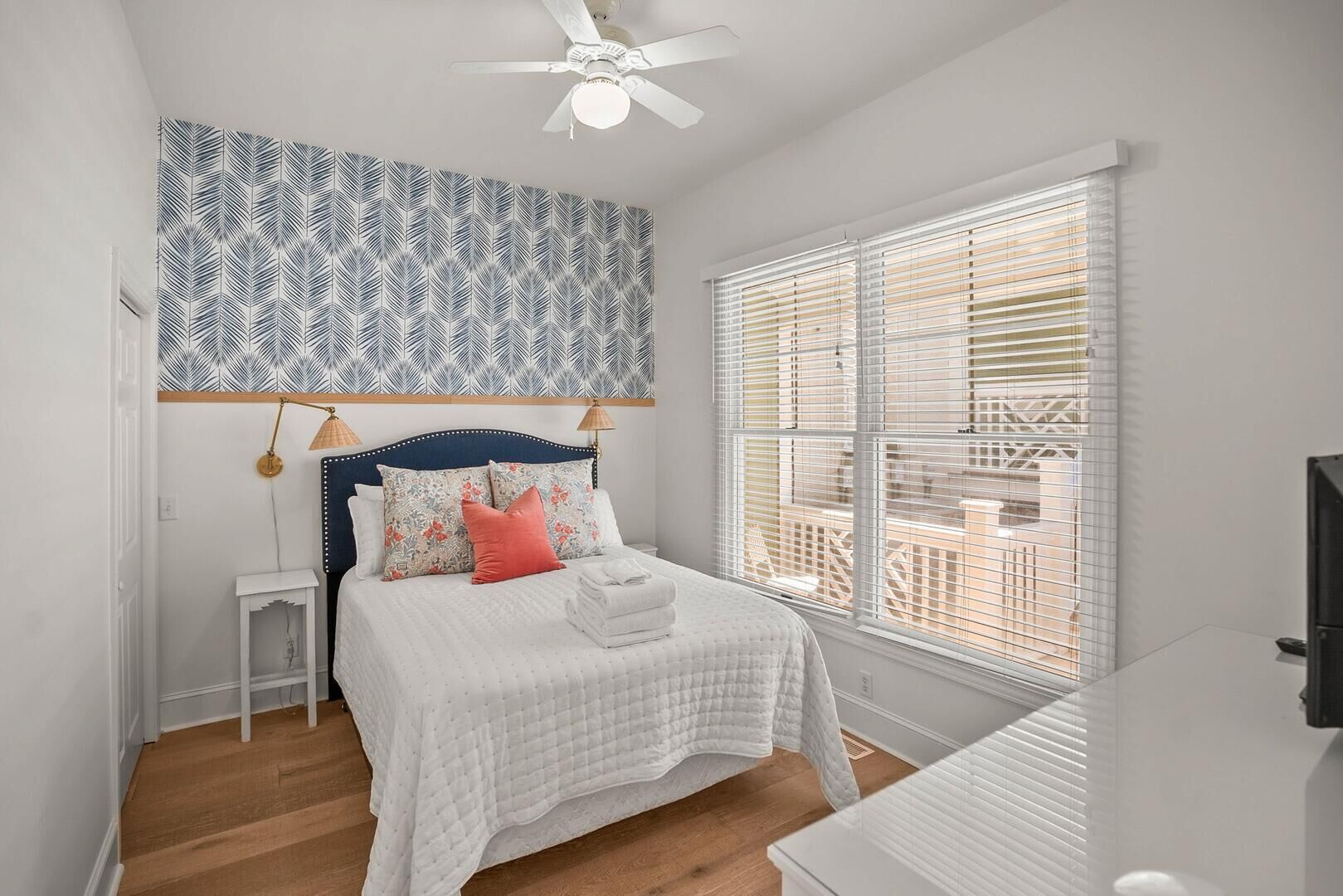 7 dormitorios, tabla de planchar con plancha, wifi gratis y ropa de cama