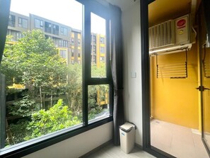 Apartment, 1 Bedroom, Accessible, Balcony | Interior