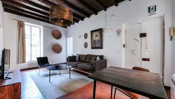 Classic Apartment | Living area | Flat-screen TV