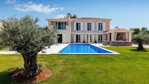 Exterior - Beautiful Villa Arabela with swimming pool (Baderna)
