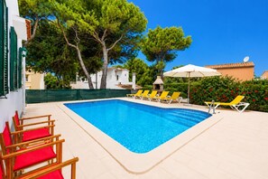Pool - Villa Estrella - Three Bedroom Villa, Sleeps 6 (Ciutadella de Menorca)
