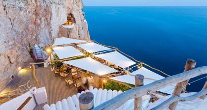 Villa Estrella - Three Bedroom Villa, Sleeps 6