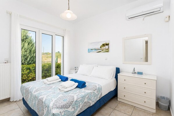 4 habitaciones, tabla de planchar con plancha, wifi y ropa de cama