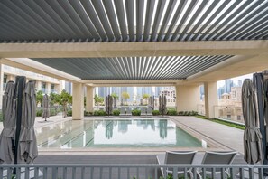 Indoor pool - The Downtown Dubai Collection (Dubai)