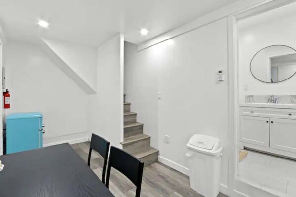 Interior - The Metro Loft Getaway (Huntington Park)