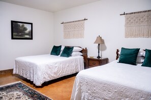 1 bedroom, desk, iron/ironing board, WiFi