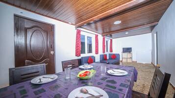 Room service – dining
