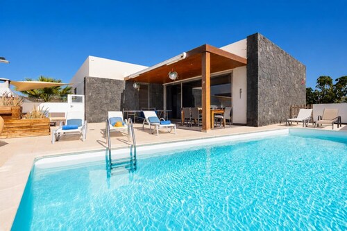 Villa Sal Marina - Three Bedroom Villa, Sleeps 6
