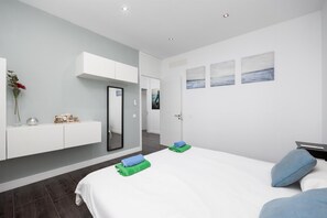 3 bedrooms, iron/ironing board, WiFi, bed sheets - Villa Sal Marina - Three Bedroom Villa, Sleeps 6 (Puerto del Carmen)