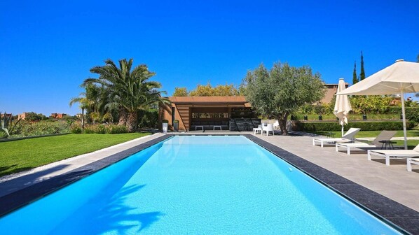 Pool - Villa de Luxe, Golf , Route D'amizmiz Km12 (Marrakech)