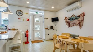 Dining - Glamorous 1 BDR Duplex Apartment by LovelyStay (Cabanas)