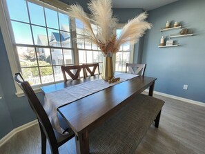 Dining - Luxury By The Ocean-1 Block from Inlet Boardwalk (Atlantic City)