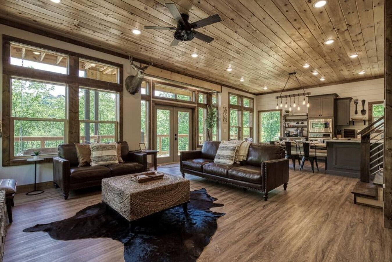 Smart TV, fireplace, video games