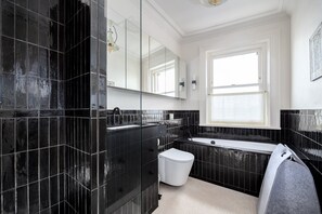 Shower, towels