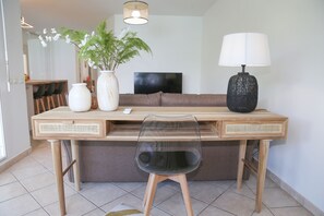 Interior - La Vue du Phare, Vue Mer Incroyable et Acces Privée Crique (Le Gosier)