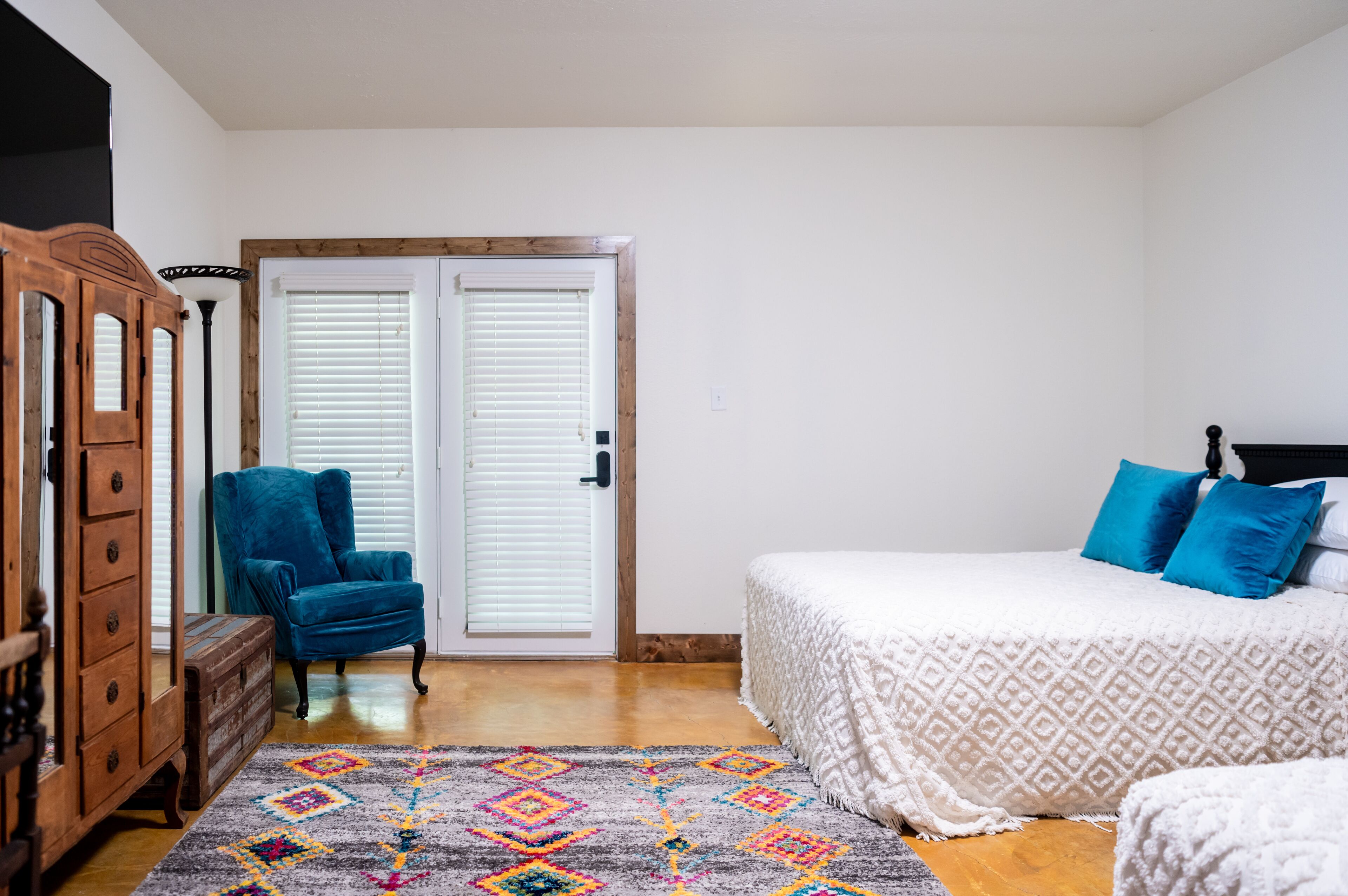 1 chambre, bureau, fer et planche à repasser, Wi-Fi