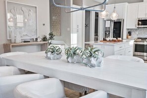 Dining - Beach Access 5 min ~ Pool, Bikes, Golf Cart (Santa Rosa Beach)