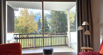 Sunny balcony, steps from the slopes