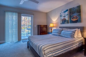 3 chambres, fer et planche à repasser, Wi-Fi gratuit, draps fournis