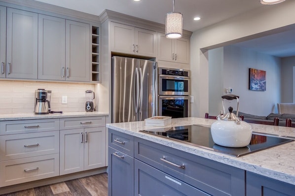 Fridge, microwave, oven, stovetop - Newly renovated Dog-friendly Lakefront Getaway with Fenced in back yard (Newfield)