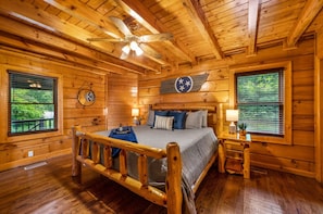 3 bedrooms, desk, iron/ironing board, free WiFi