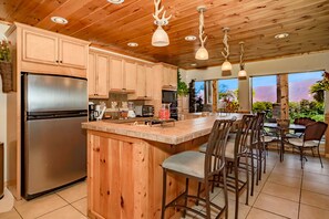 Luxury Cabin | Private kitchenette | Full-sized fridge, dishwasher, high chair, toaster oven - Tanasi Lodge - Weddings - Retreats - Gathering (Sevierville)