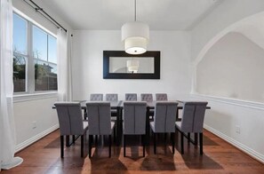 Dining - Midtown Houston City View Home (Houston)