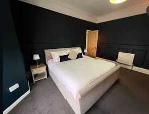 2 bedrooms, desk, iron/ironing board, free WiFi - Hazelwood - Jesmond Cosy Flat in a Jesmond  - Pass the Keys (Newcastle)