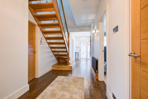 Spacious House Near Chelmsford - Pass the Keys