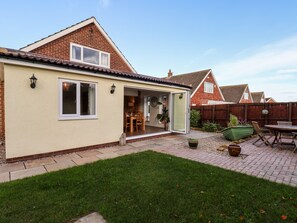 Exterior - Meadowfields (Whitby)