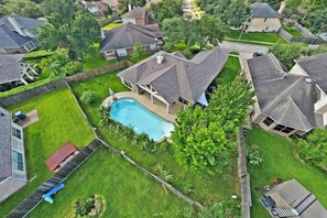 Exterior - Charming 4BR Private Pool Oasis w/ King Bed Suite (Richmond)