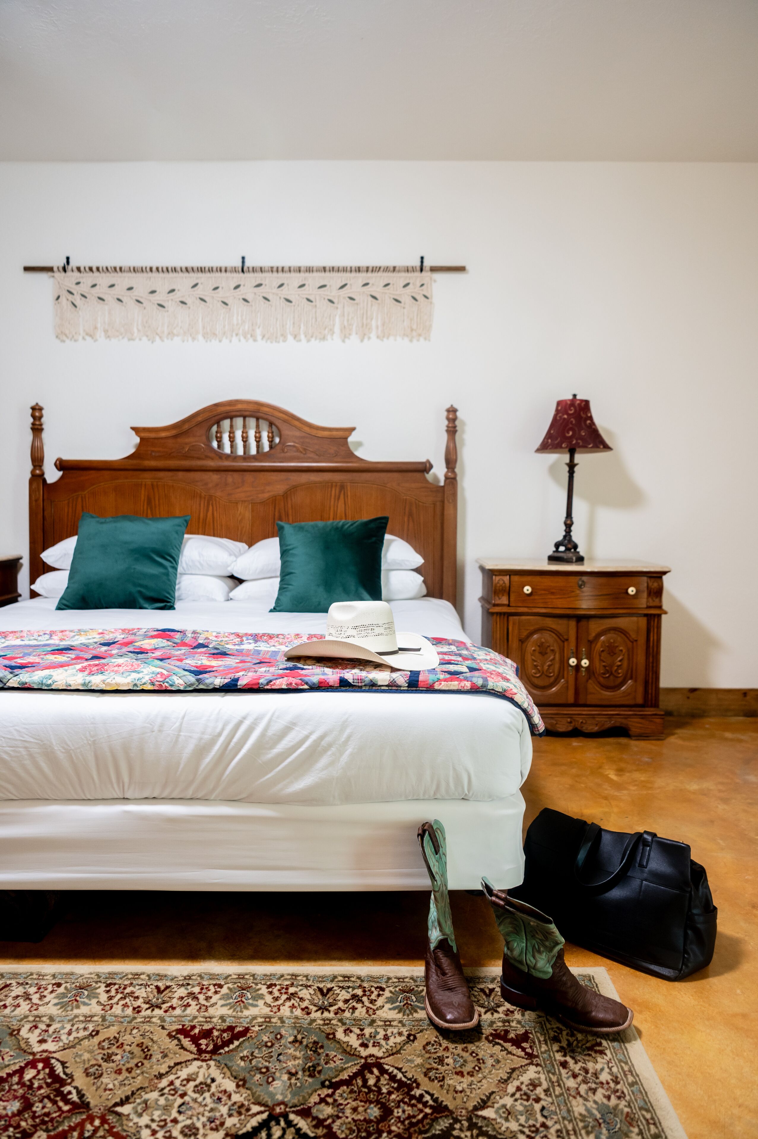 1 chambre, bureau, fer et planche à repasser, Wi-Fi