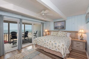 5 bedrooms, iron/ironing board, free WiFi, wheelchair access - Beautiful Direct Ocean Front Townhome in Sea Village with Relaxing Ocean Views! (Ocean City)