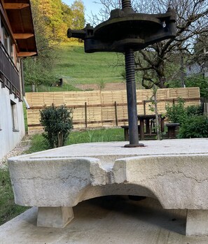 Property grounds - Maison Dans un Village Viticole (Boyeux-Saint-Jérôme)