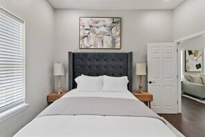 3 bedrooms - Blue Oasis (Detroit)