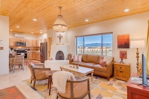 Living area - Charming free standing Casita in Taos, NM  (Ranchos de Taos)
