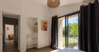 Gßte La GraviÚre. Une maison de famille entre vignes et océan à 1h de Bordeaux.