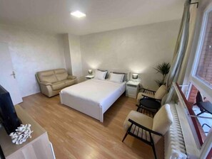 1 Schlafzimmer, Bügeleisen/Bügelbrett, WLAN, Bettwäsche
