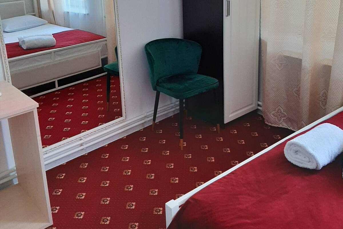 Habitación básica doble | Wifi gratis 