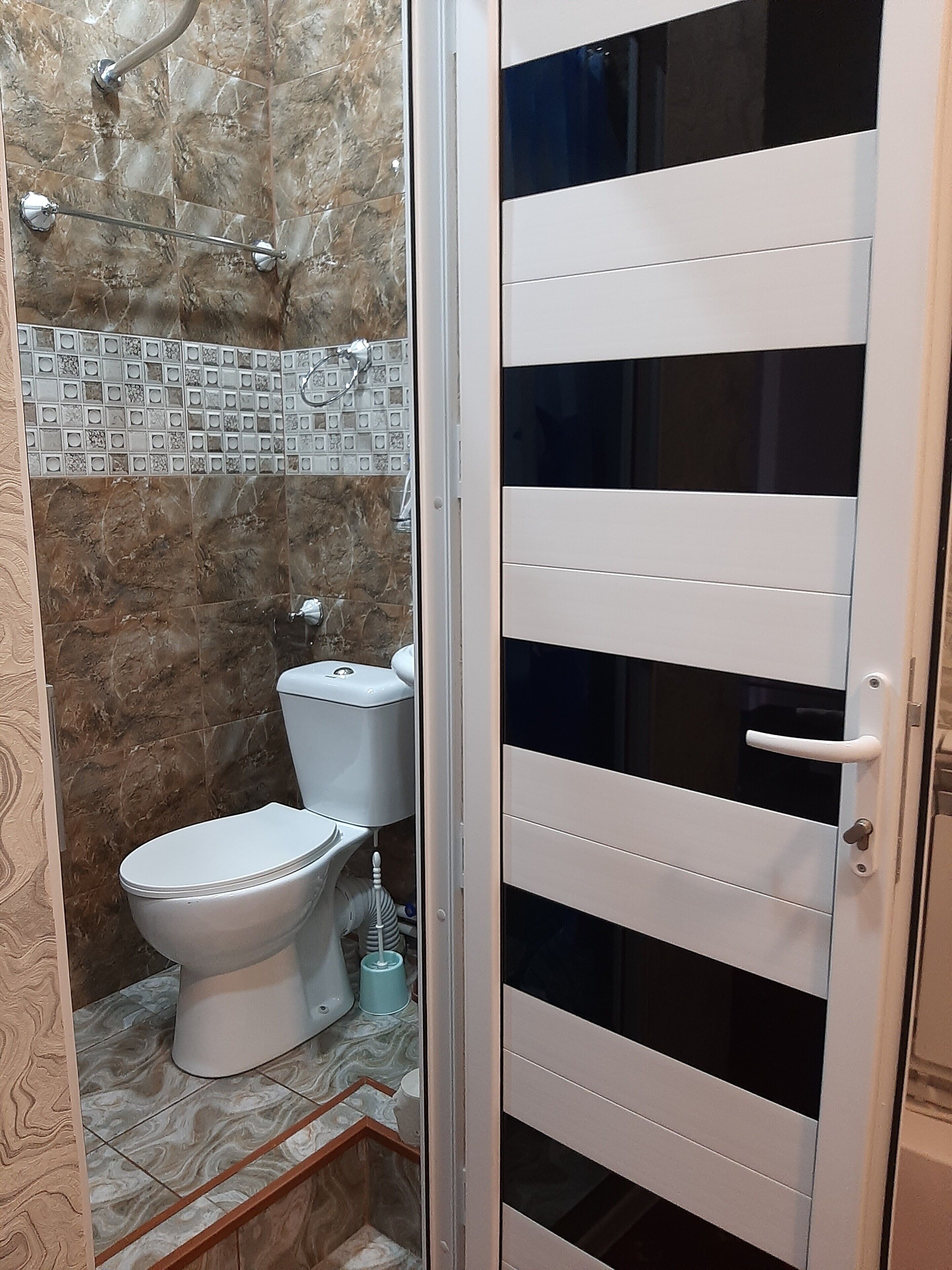 Economy Double Room | Bathroom
