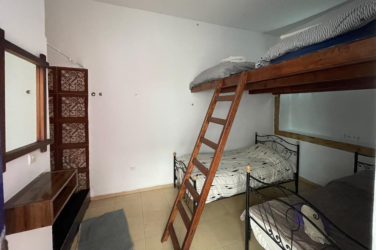 Dortoir Femme | Gratis wi-fi och sÀngklÀder