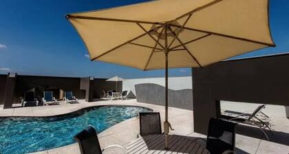 Saint Paul Plaza Flat Particular