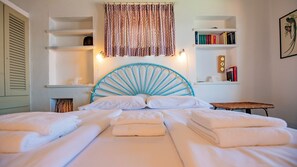3 Schlafzimmer, Schreibtisch, Bügeleisen/Bügelbrett, Reisekinderbett