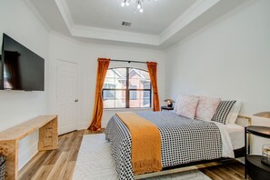 2 sovrum, strykjärn/strykbräda, wi-fi och sängkläder