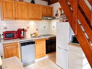 Private kitchen - Lac et Montagne - Vue sur le lac de Matemale (Les Angles)