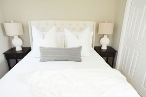 3 soverom, strykejern/-brett, wi-fi (inkludert) og sengetøy