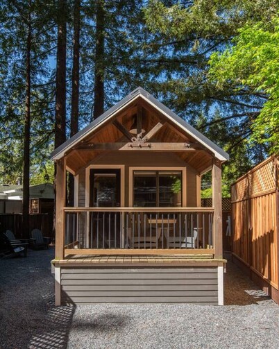 Enchanting Retreat in the heart of Redwoods