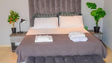 Villa | 4 bedrooms, iron/ironing board, free WiFi, bed sheets