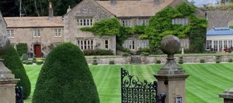 Exceptional Unique 5 Bedroom Manor House