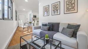 TV - Funchal Central Loft by Madeira Sun Travel (Funchal)